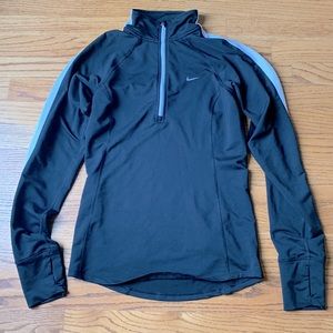 BLACK NIKE RUNNING DRI-FIT JACKET-Size XS